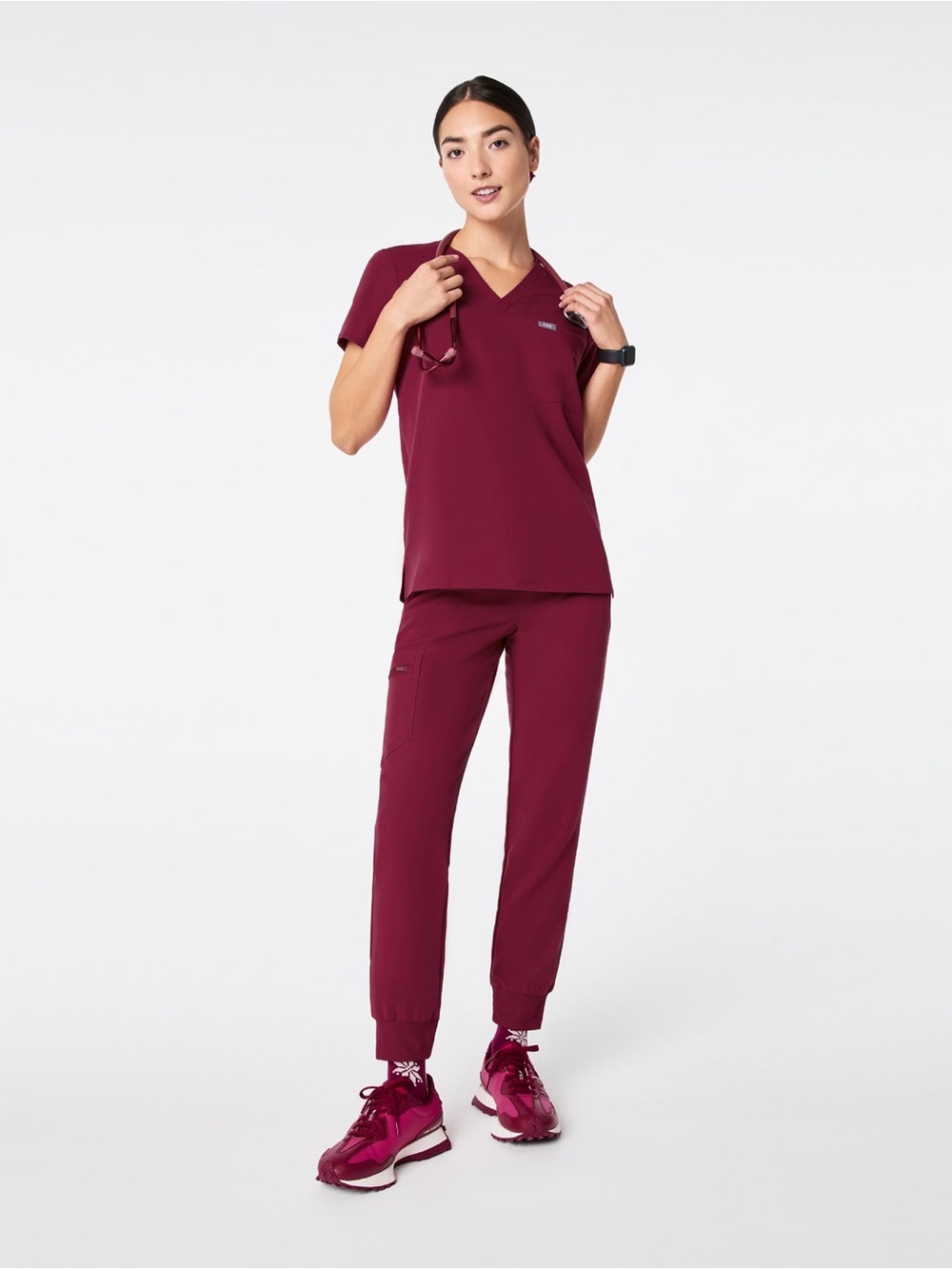 Figs Jogger Scrub Set in Burgundy